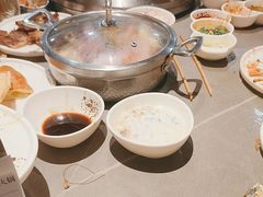 -黑金·寻焰自助百汇·烤肉·火锅(中街店)