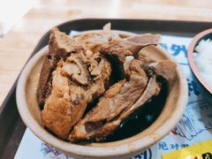 -万和春排骨砂锅米饭(新业广场店)