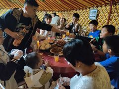 -关山牧场王师烤全羊