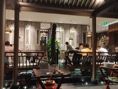 -羲和雅苑•北京烤鸭(陆家嘴中心店)