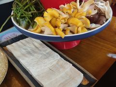 -民食香·腊排骨野生菌美食(木府店)