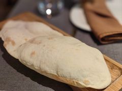 空气面包-Efes Turkish & Mediterranean Cuisine 艾菲斯餐厅(陆家嘴店)