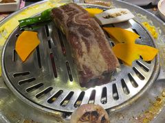 五花肉-喜来稀肉(虹泉路店)