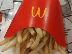 -麦当劳(保利若比邻店)