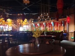 大堂-老滇山寨•云南特色菜•地方菜•民族风情歌舞表演(金碧店)