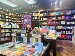 -新华书店白鹿书肆(市府路店)