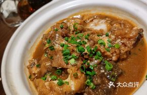 Sauce-Braised Tile Fish