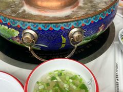 -毛辣果·贵州红酸汤牛肉火锅(西单店)
