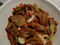 爆炒无骨鸭掌-费大厨辣椒炒肉(黄兴中心广场店)