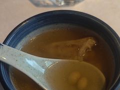 -八府香鸭·啫啫煲(华山路店)