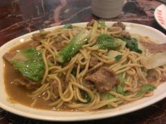 沙茶牛肉炒面-阿勇鲁肉饭(龙茗路店)