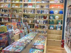 -猫的天空之城概念书店(印象城购物中心店)