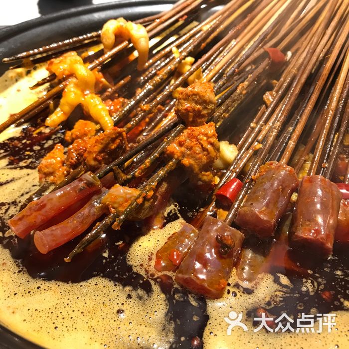 成都钢管厂五区小郡肝火锅串串香