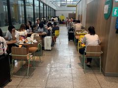 大堂-麦当劳(火车北站餐厅)