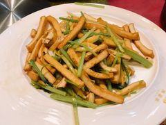 芹菜炒豆干-来客家食府 · 福建客家菜(厦禾路店)