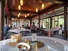 -美食村花园餐厅
