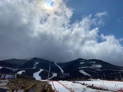 -鳌山滑雪度假区
