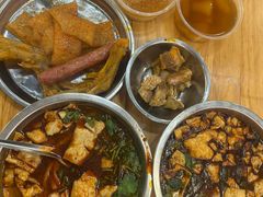 -柳州肥姨妈大骨螺蛳粉(江宁万达店)