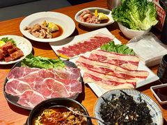 -山之屋炭火烧肉·生啤畅饮(大朗万科中央公园店)