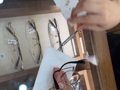 -一代眼镜·蔡司配镜(浦东大拇指广场店)