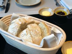 餐前面包-上海苏宁宝丽嘉酒店·Cafe Bellagio西餐厅