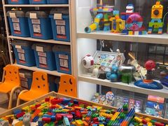 -斯坦星球AI编程·机器人科创·科学实验·信奥·思维·STEM·乐高·竞赛考级(长宁虹桥大融城荟聚中心)