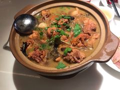 小鸡炖蘑菇粉条-北院·果木烤鸭·25年东北菜(创意产业园店)