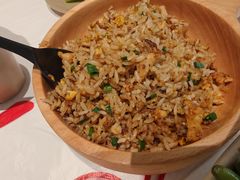 -肥肥虾庄·金牌油焖大虾(汉口城市广场店)