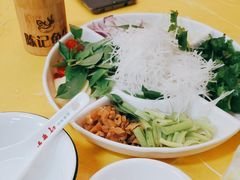 -官塘陈记鱼生·潮汕砂锅粥·牛肉火锅(潮枫路总店)