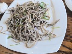 -溢心园香河肉饼总店