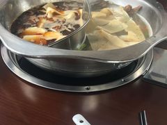 -亿诣蝎府炸酱面羊蝎子火锅(酷车小镇店)