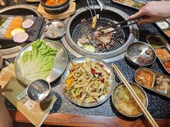 -红泥小火炉·东北泥炉烤肉(天一旗舰店)