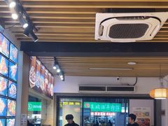 -郑记•不夜城烧烤•龙虾•虾蟹(黄鹤楼店)