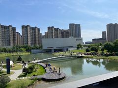 -李自健美术馆