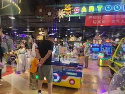 -卡通尼乐园(银泰店)