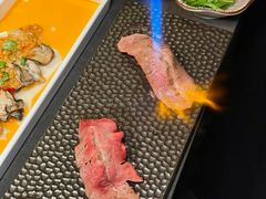 -铭牛烧肉·和牛海鲜自助(高新月牙湖店)