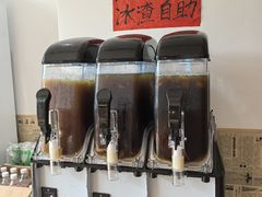 -柳州肥姨妈大骨螺蛳粉(沙河店)