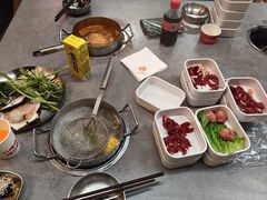 -张哞哞·鲜切牛肉自助火锅(高德置地店)