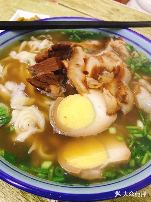 大君手擀面(台西三路总店)全家福手擀面图片