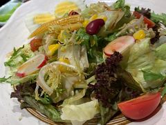 拌蔬菜-明洞阿姨·韩式酱蟹烤肉·创意料理(三元桥店)