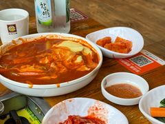 -喇喇排骨火锅·传统韩式脊骨汤(望京西园总店)