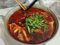 -铁锅哥米线