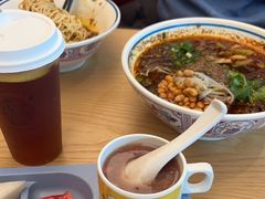 -蓉李记成都名小吃(武汉经开万达店)