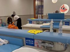 -蓝旗亲子游泳(范湖万达广场店)