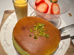 草莓开心果舒芙蕾-夏朵花园(复兴西路店)