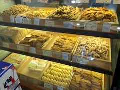 -光明牛奶棚(南泉店)