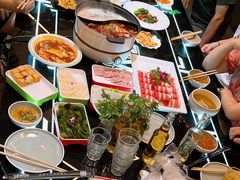 -星璨火吧KTV聚会餐厅(华清广场店)