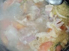 -钰洁腊排骨火锅