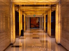 -上海龙之梦万丽酒店