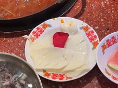 -赵美丽·重庆社区火锅·直营店(火车东站·中豪国际店)